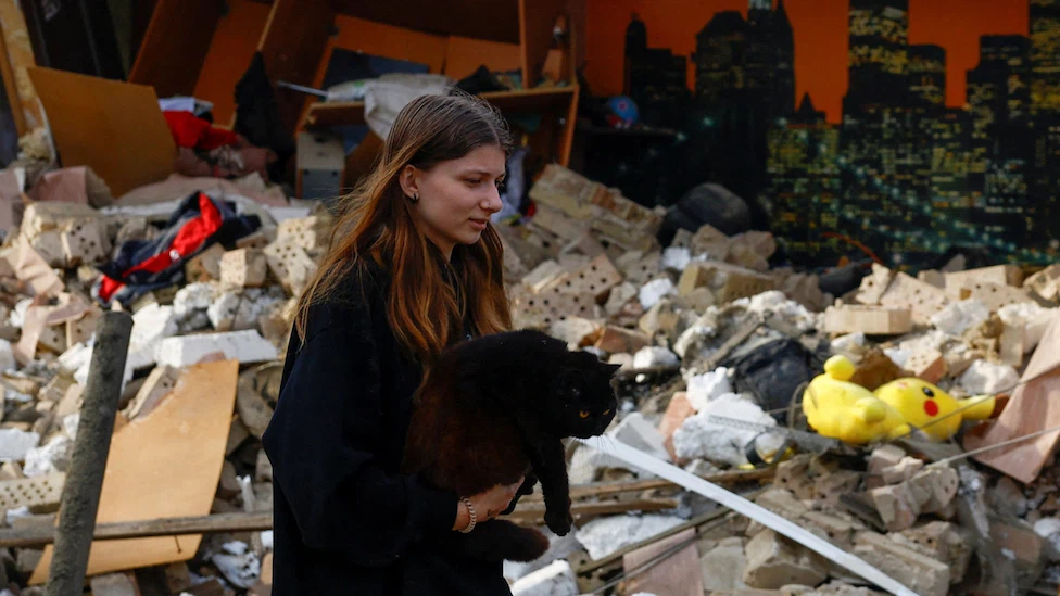 Russia-Ukraine Drone Attack: Largest Airstrike Hits Kyiv After Failed Peace Talks