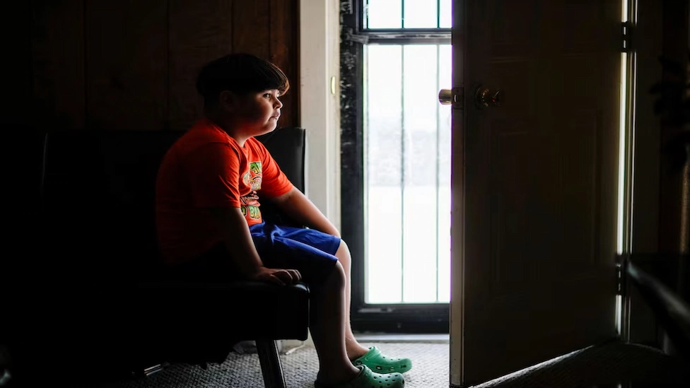 Trump Immigration Fines Shock Low-Income Migrants with Penalties Up to $1.8 Million