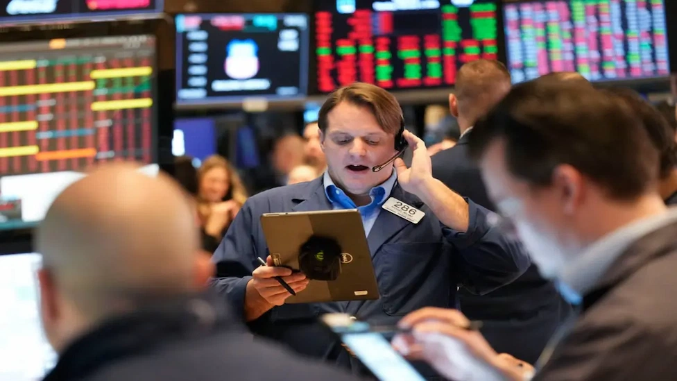 U.S. Stock Futures Drop as Trump Doubles Steel and Aluminum Tariffs